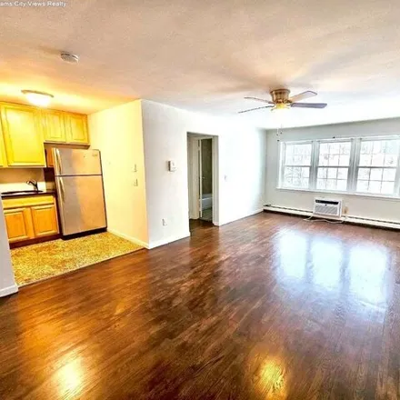 Buy this studio condo on unnamed road in Clifton, NJ 07013