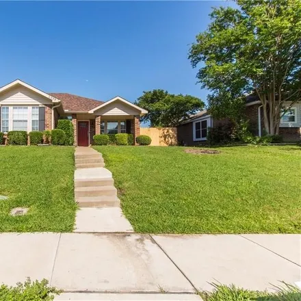 Buy this 4 bed house on 2079 Briarcliff Road in Lewisville, TX 75067