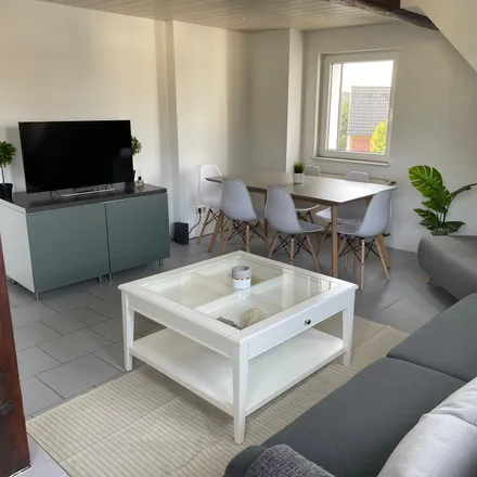 Rent this 5 bed apartment on Helmstraße 23 in 45359 Essen, Germany