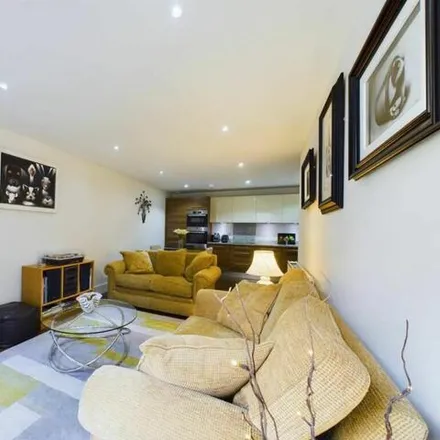 Image 7 - Attlee Court, Unwin Way, London, HA7 1FF, United Kingdom - Apartment for sale