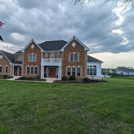 Buy this 5 bed house on 2 Knights View Road in Lower Windsor Township, PA 17368
