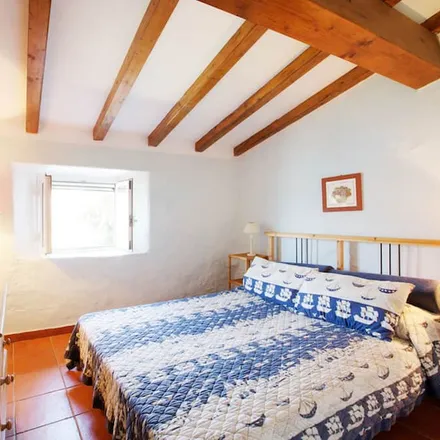 Rent this 5 bed house on La Spezia