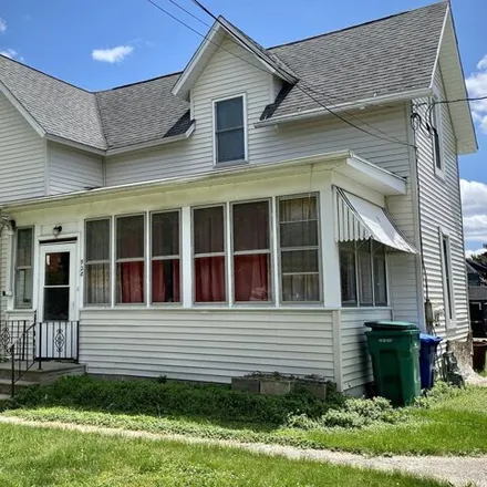Rent this 3 bed house on 992 State Street in DeKalb, IL 60115