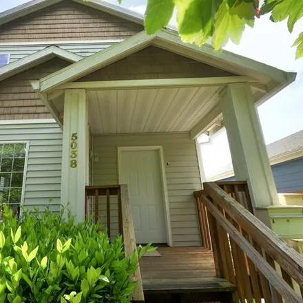 Buy this 6 bed house on 5038 North Vanderbilt Street in Portland, OR 97203