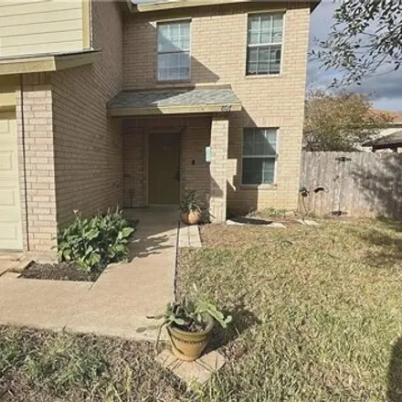 Image 2 - 807 E Cheyenne Ave, Pharr, Texas, 78577 - House for sale