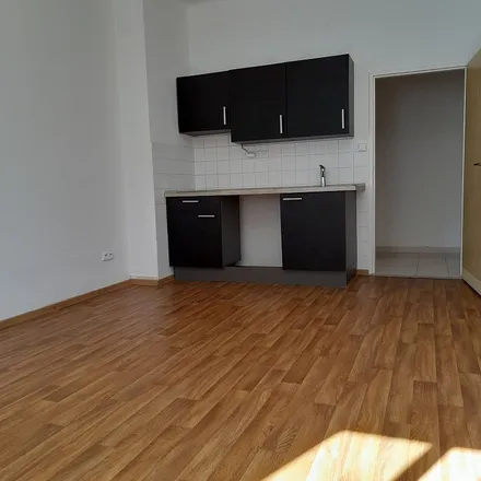 Rent this 2 bed apartment on Ukrajinská in Petrohradská, 101 00 Prague