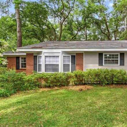 Buy this 3 bed house on Yuma Road in Tallahassee, FL 32301
