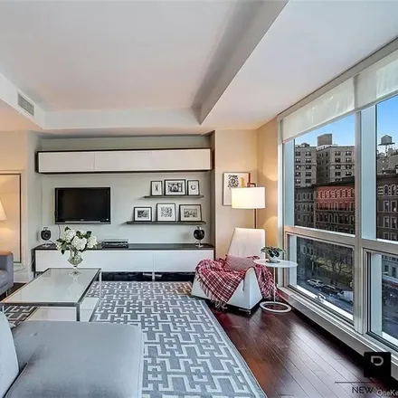 Image 1 - Ariel East, 2628 Broadway, New York, NY 10025, USA - House for rent
