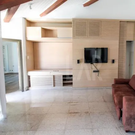 Buy this 2 bed house on Avenida Consul Antônio Cadar in São Bento, Belo Horizonte - MG