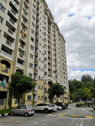 Rent this 3 bed apartment on Indah Water in Jalan Cemara, Bukit Serdang