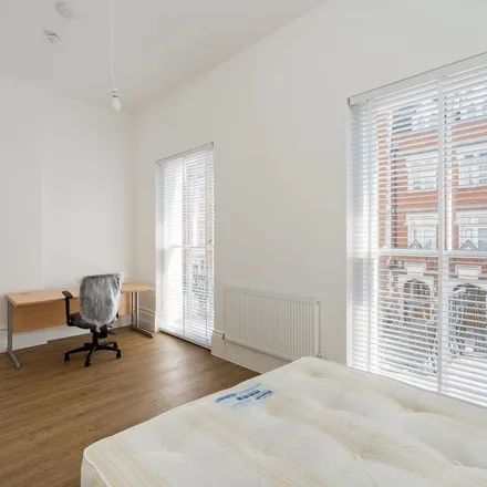 Image 5 - 8 Foulis Terrace, London, SW7 3LZ, United Kingdom - Apartment for rent