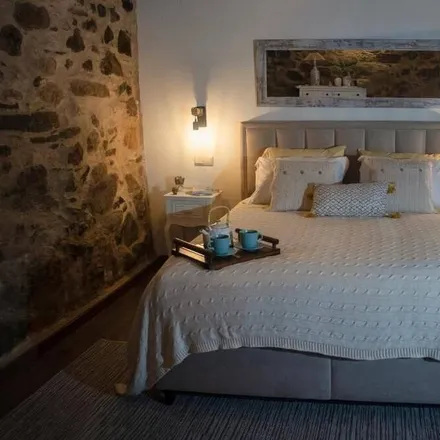 Rent this 1 bed house on Ilha de Portugal in 5050-280 Peso da Régua, Portugal