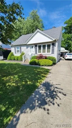 Image 1 - 176 Delray Ave, West Seneca, New York, 14224 - House for sale