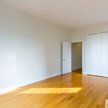 Image 4 - West 48th St 2nd Ave, Unit 43B - Apartment for rent