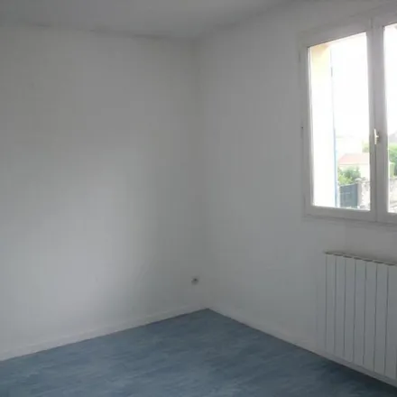 Rent this 3 bed apartment on Préfecture de la Meuse in 40 Rue du Bourg, 55000 Bar-le-Duc