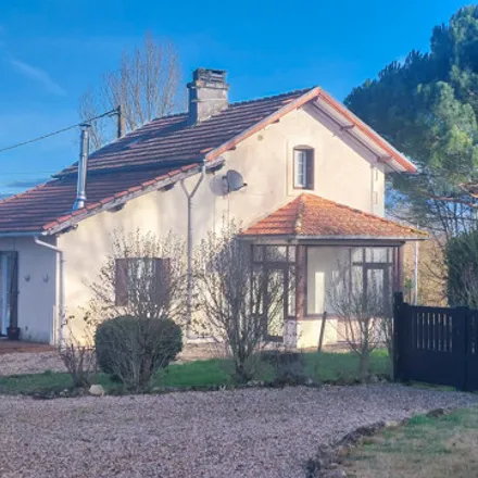 Buy this 4 bed house on 23 Avenue Grammont in 47800 La Sauvetat-du-Dropt, France