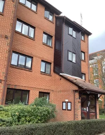 Rent this 2 bed apartment on Pelham Primary School in Southey Road, London