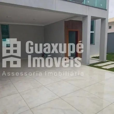 Buy this 4 bed house on Rua da Aparecida in Guaxupé - MG, 37800