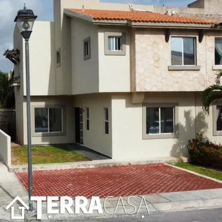 Buy this 3 bed house on Circuito Catania in Gran Santa Fe II, 77535 Cancún