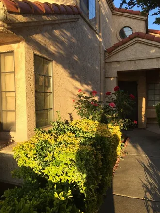 Rent this 2 bed house on Lodi