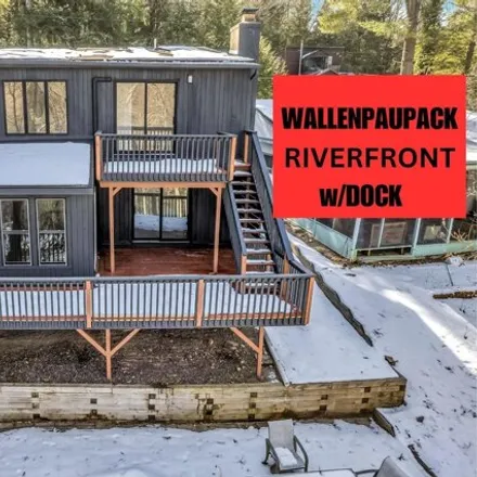 Buy this 3 bed house on 142 River Road in Lake Wallenpaupack Estate, Greene Township