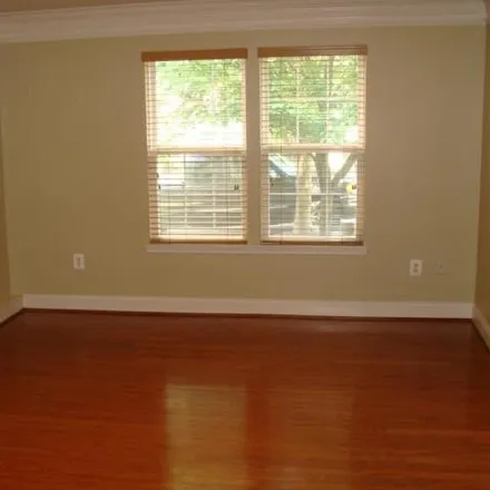 Image 5 - 9820 Darcy Forest Drive, McKenney Hills, Silver Spring, MD 20910, USA - House for rent