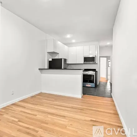 Image 2 - 426 W 48th St, Unit 3E - Apartment for rent