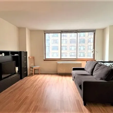 Image 4 - The Vanderbilt, East 41st Street, New York, NY 10017, USA - Apartment for rent