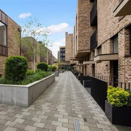 Rent this 2 bed apartment on Hand Axe Yard in London, WC1H 8BG