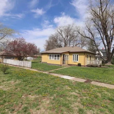 Buy this 3 bed house on 472 East M Street in David City, NE 68632