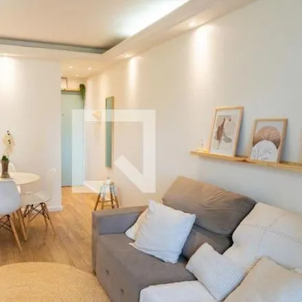 Rent this 2 bed apartment on Rua Goncalo de Cunha 43 in Chácara Inglesa, São Paulo - SP