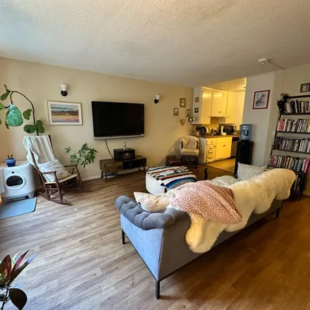 Rent this 1 bed room on 2170 Penmar Avenue in Los Angeles, CA 90291