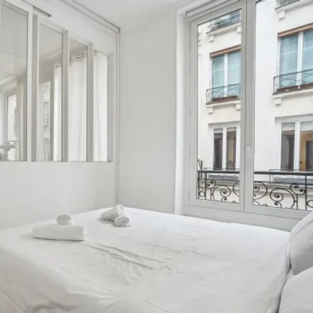 Image 9 - 5 Rue Mandar, 75002 Paris, France - Apartment for rent
