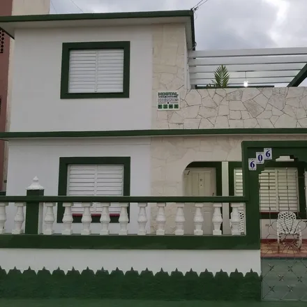 Rent this 2 bed house on Cárdenas in Barrio de las Latas, CU