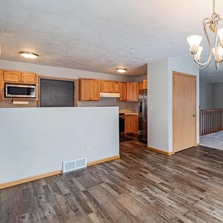 Image 6 - 399 Cordy Lane, Hortonville, Outagamie County, WI 54944, USA - Condo for sale