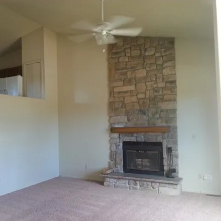 Image 2 - 6810 Woodcreek Place, Colorado Springs, CO 80918, USA - House for rent