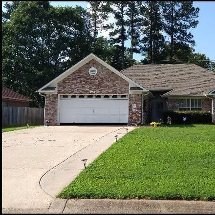 Rent this 3 bed house on 1024 Colonial Drive in Jacksonville, AR 72076