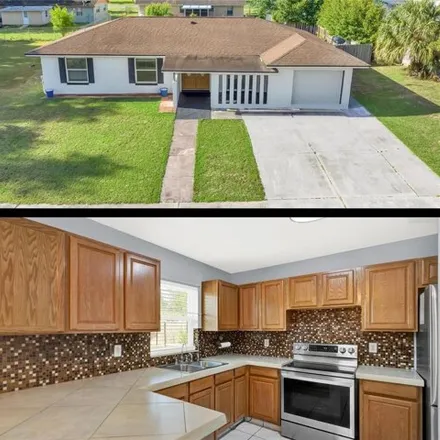 Buy this 3 bed house on 3970 Southwest 147th Place in Marion Oaks, Marion County