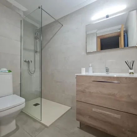 Rent this 3 bed apartment on Carrer de Joaquín Benlloch in 46026 Valencia, Spain