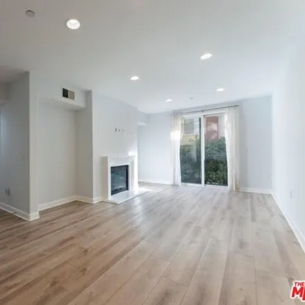 Buy this 3 bed condo on Ralphs in Killion Street, Los Angeles