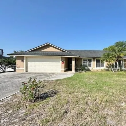 Rent this 4 bed house on 3198 Foxwood Drive in Seminole County, FL 32703