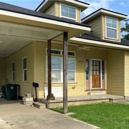 Buy this 4 bed house on 1570 North Lincoln Street in Goosport, Lake Charles