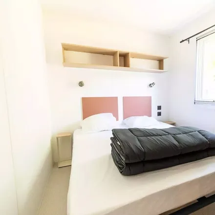 Rent this 2 bed house on Saint-Sulpice-de-Royan in 46b Route de Rochefort, 17200 Saint-Sulpice-de-Royan