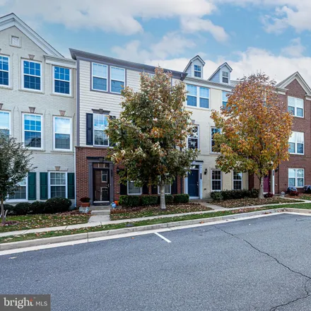 Rent this 4 bed townhouse on 477 FlameFlower Terrace Southeast in Leesburg, VA 20175