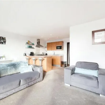 Image 5 - Buckler Court, Eden Grove, London, N7 8EF, United Kingdom - Apartment for rent