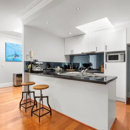 Image 7 - Hartpury Avenue, Elwood VIC 3184, Australia - Apartment for rent