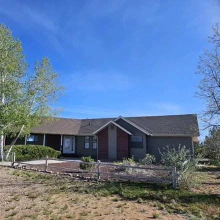 Buy this 3 bed house on Petersen Road in Navajo County, AZ