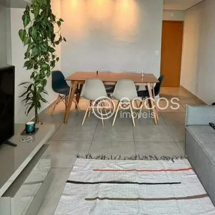 Buy this 2 bed apartment on Rua Ronãn Mendonça Ribeiro in Alto Umuarama, Uberlândia - MG