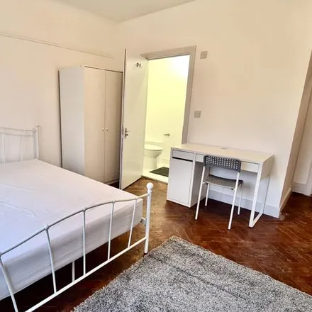 Rent this 1 bed room on 13 Brondesbury Park in Brondesbury Park, London