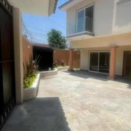 Buy this 3 bed house on Avenida Plan de Ayala in Jacarandas, 62448 Cuernavaca